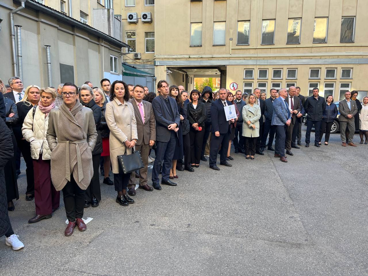 5391136868445320432 (1).jpg