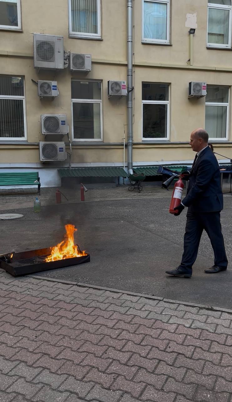 5391136868445320431 (1).jpg